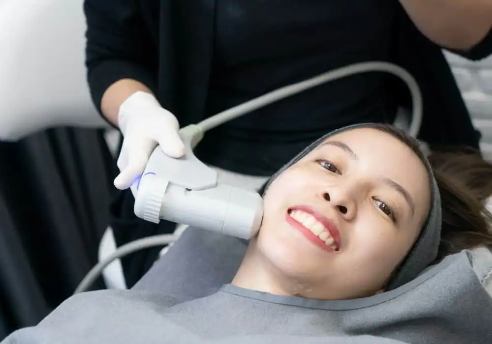 HIFU treatment Greater London (Ealing) in progress