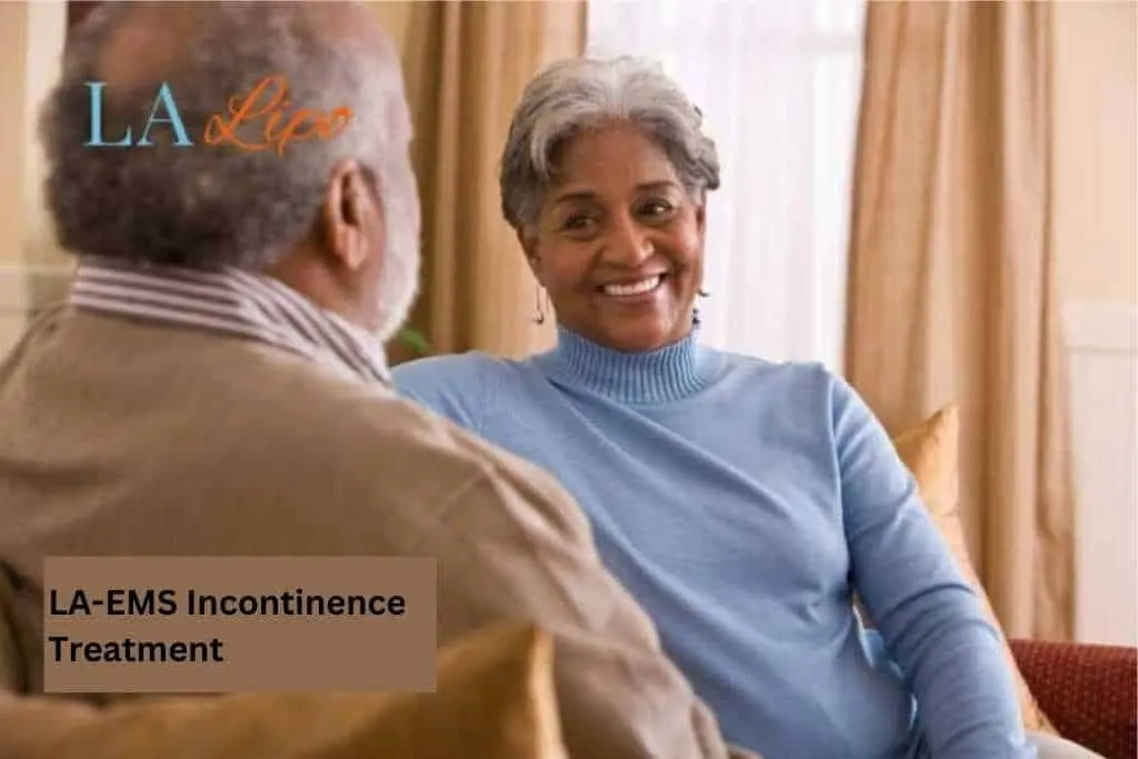 Couple sat smiling at each other - LA-EMS treatment Greater London (Ealing)